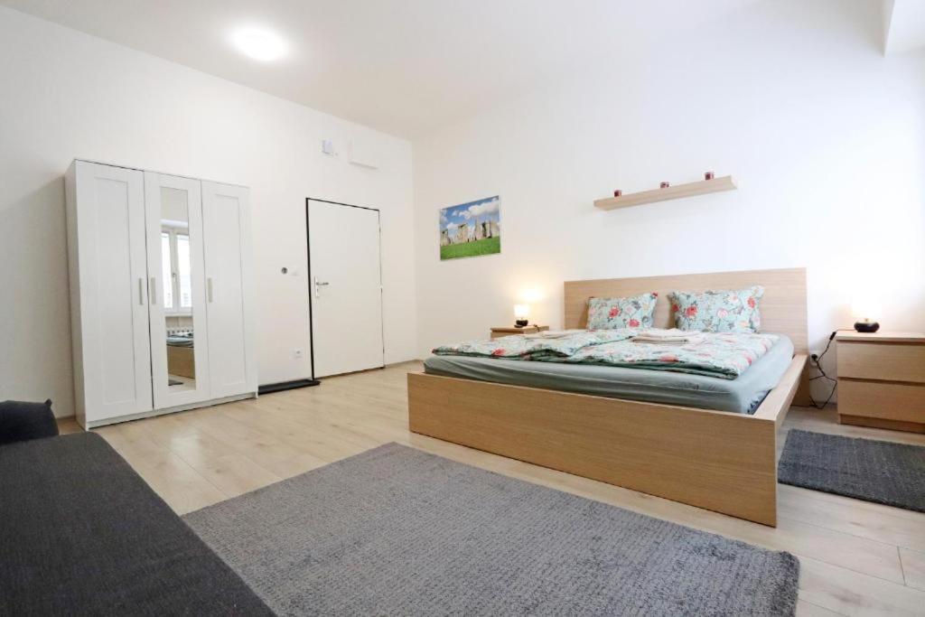 City Center Apartments - Moderna Brno Rimske Namesti IV Bagian luar foto